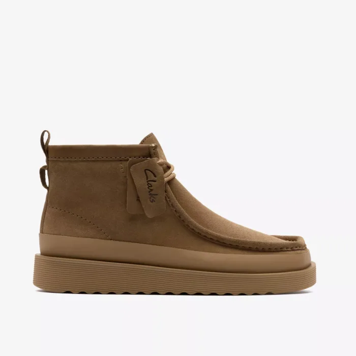 Clarks Wallabee