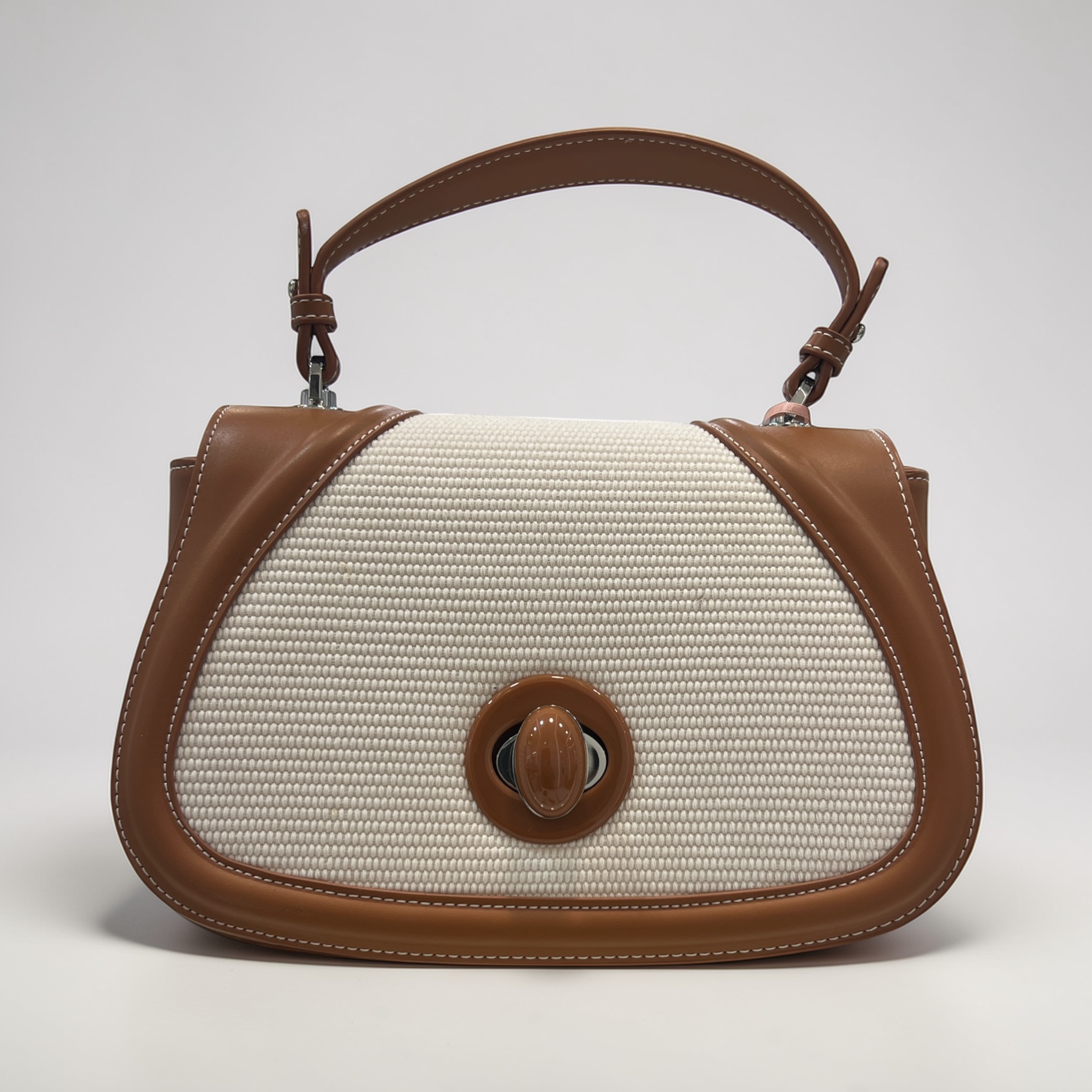 Alessia Massimo style 1873